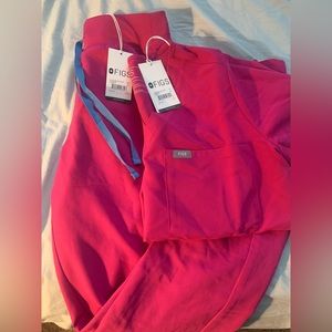 NWT figs Zamora and Catarina